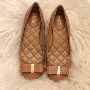 MK Michael Kors Pumps Patent Leather